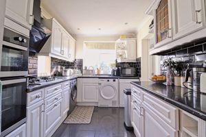 Kitchen- click for photo gallery